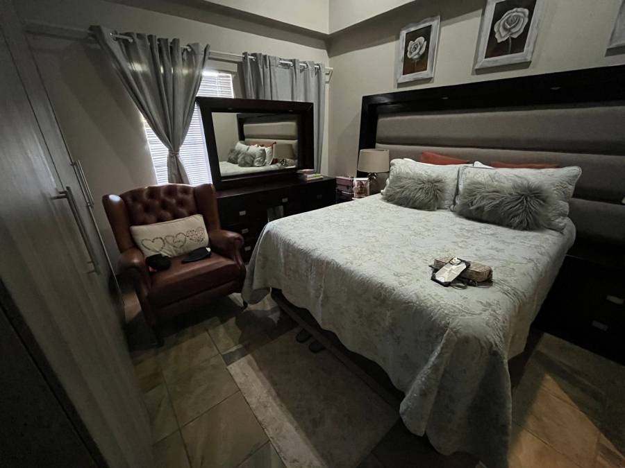 To Let 3 Bedroom Property for Rent in Waterval East North West